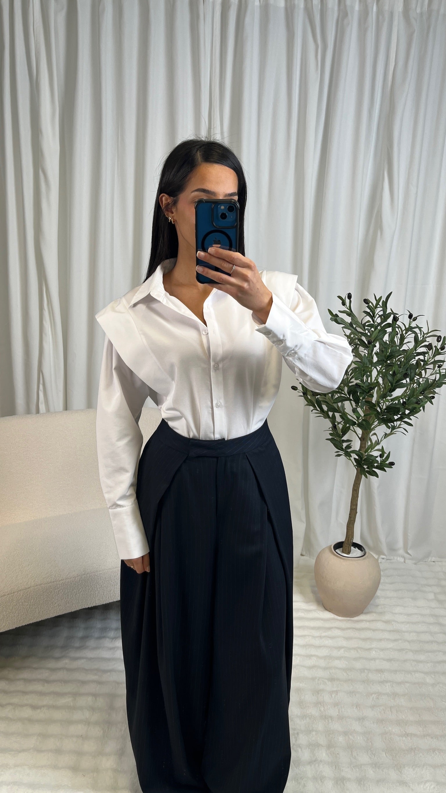 Chemise blanche à details