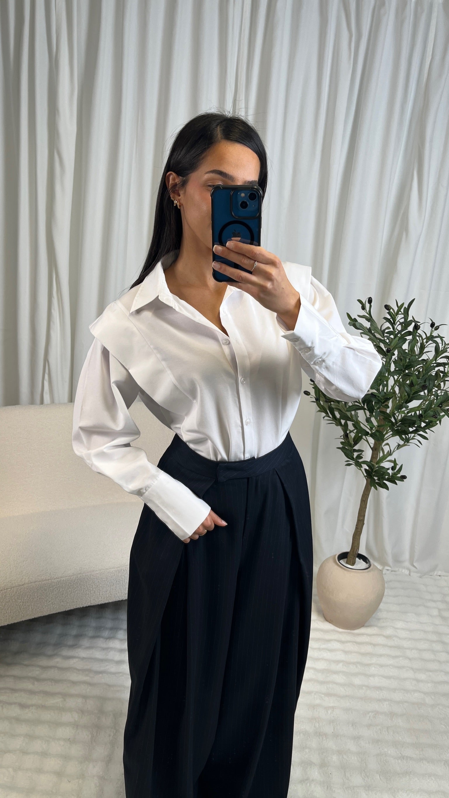 Chemise blanche à details