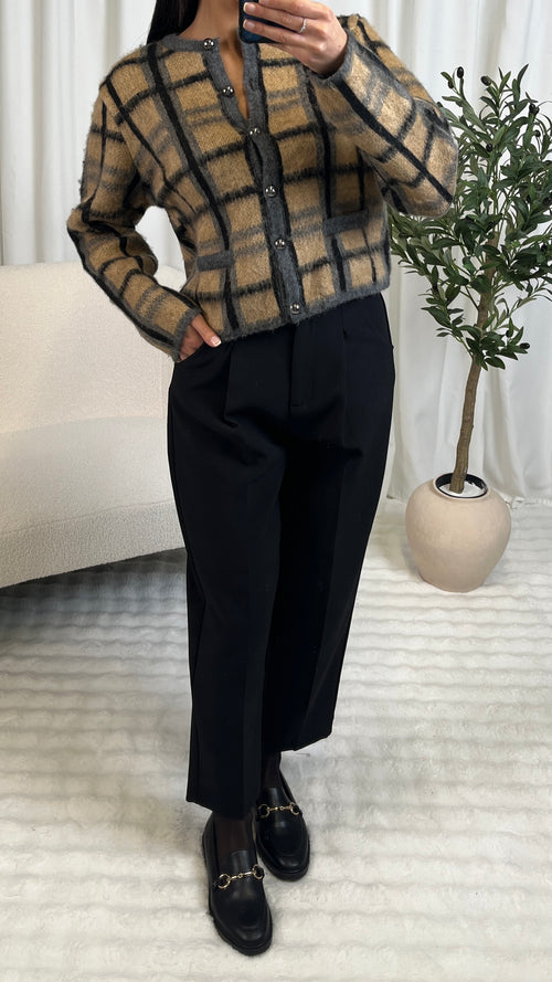 Pantalon noir coupe carotte