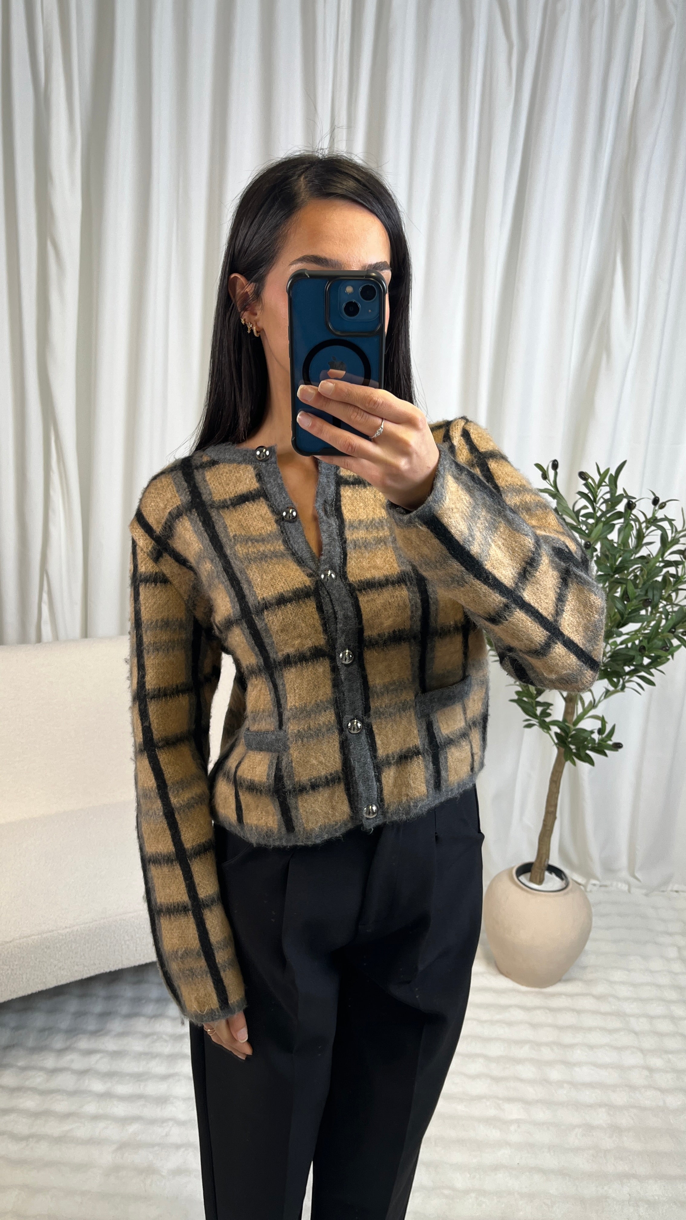 Cardigan à carreaux