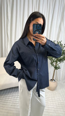 Chemise ample bleu marine à rayures