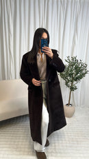 Manteau à fourrure marron