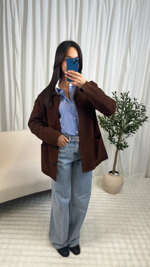 Veste marronn effet suédine à boutons